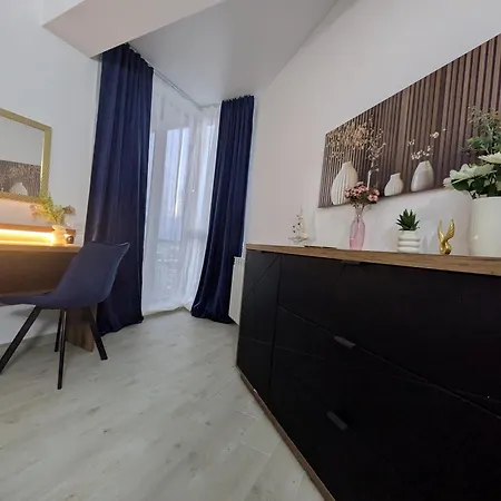 Vladyana Apartamento Năvodari