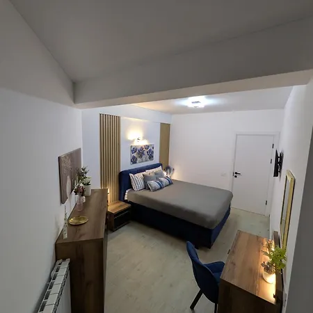 Vladyana Apartamento 3*